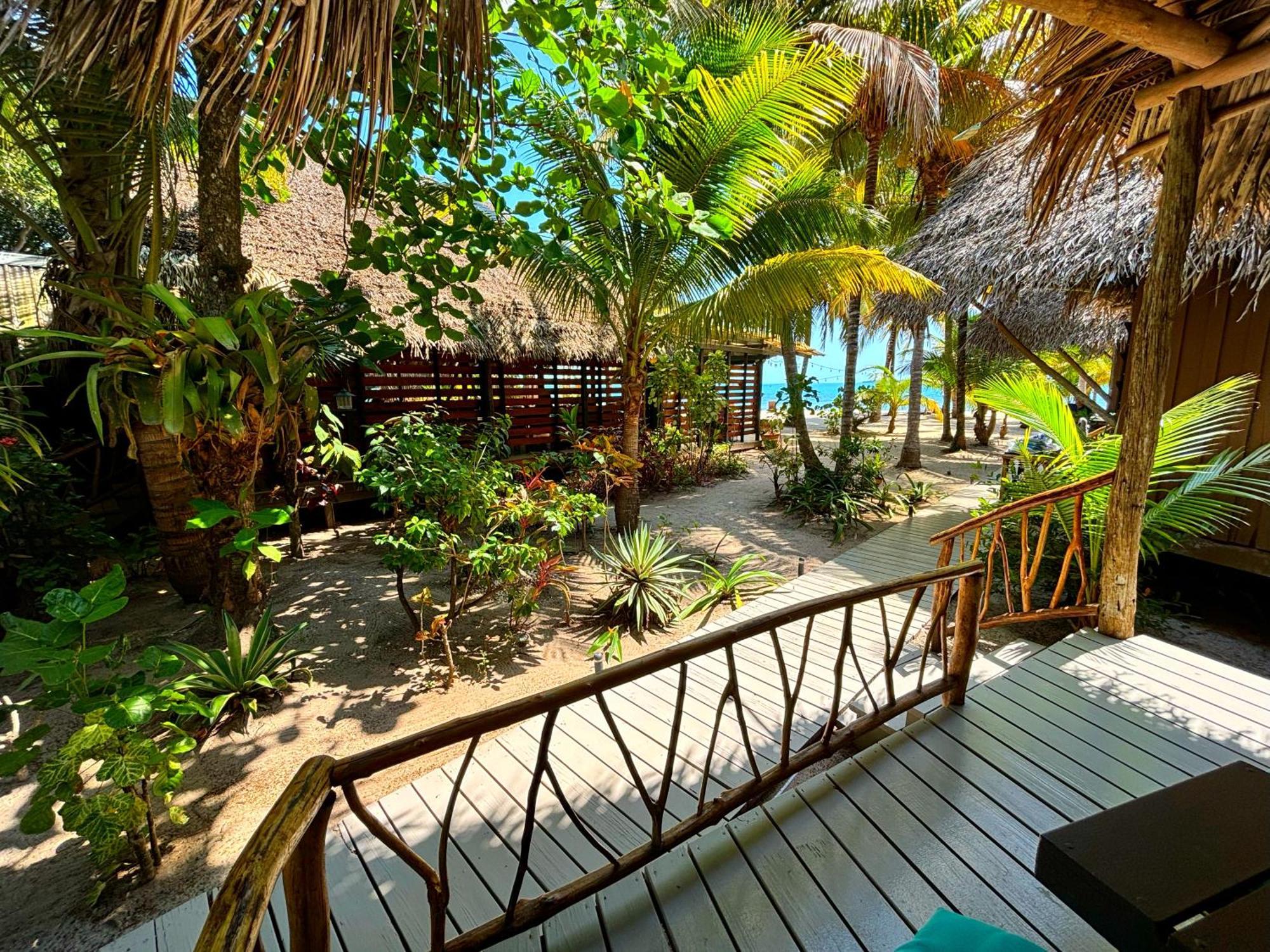 Azure Del Mar Hotel Maya Beach Exterior foto